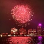 Caught some good fireworks on the Hudson, apparently they're for Hoboken's 99th annual Italian Festival??
